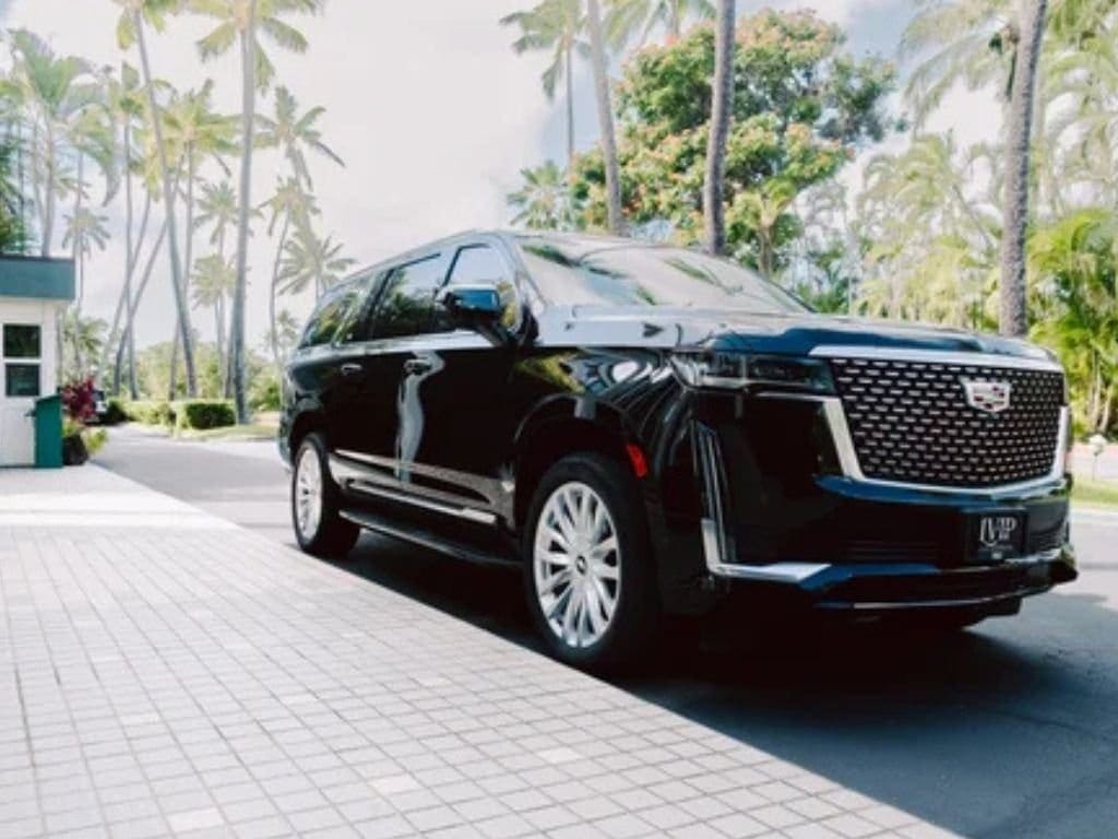 Why a Wedding Limo Service is a Must in Honolulu