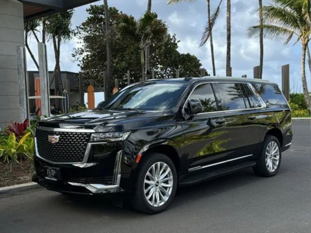 How Hourly Limo Charters Work on Oʻahu: A Flexible, First-Class Way to Travel the Island